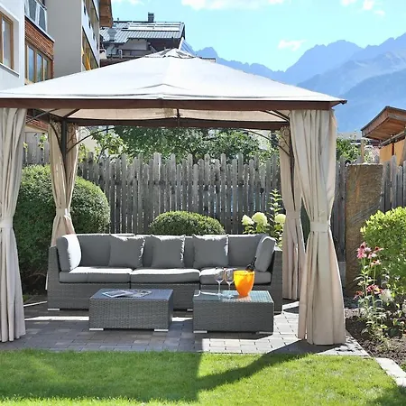 Апартаменты Apartmenthaus Joerg, Im Sommer Inklusive Super-Sommer-Card Серфаус