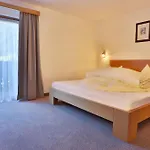 Haus Joerg Apartman *