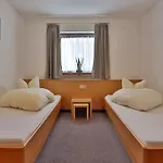 Haus Joerg Apartman *