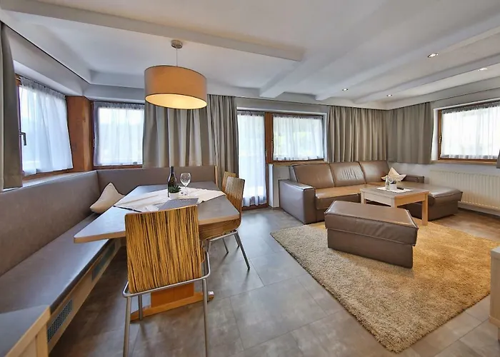 Haus Joerg شقة سيرفاوس